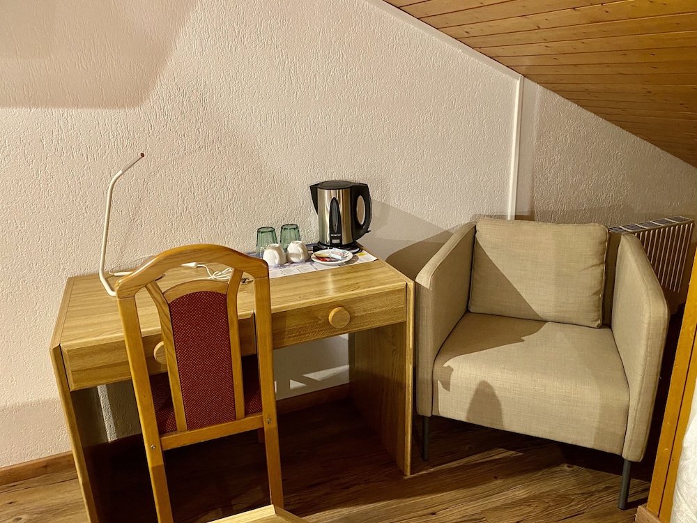 Double Room (attic) - Photo 5
