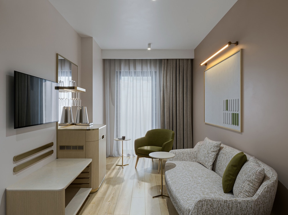 Standard Suite, Garden View photo 3