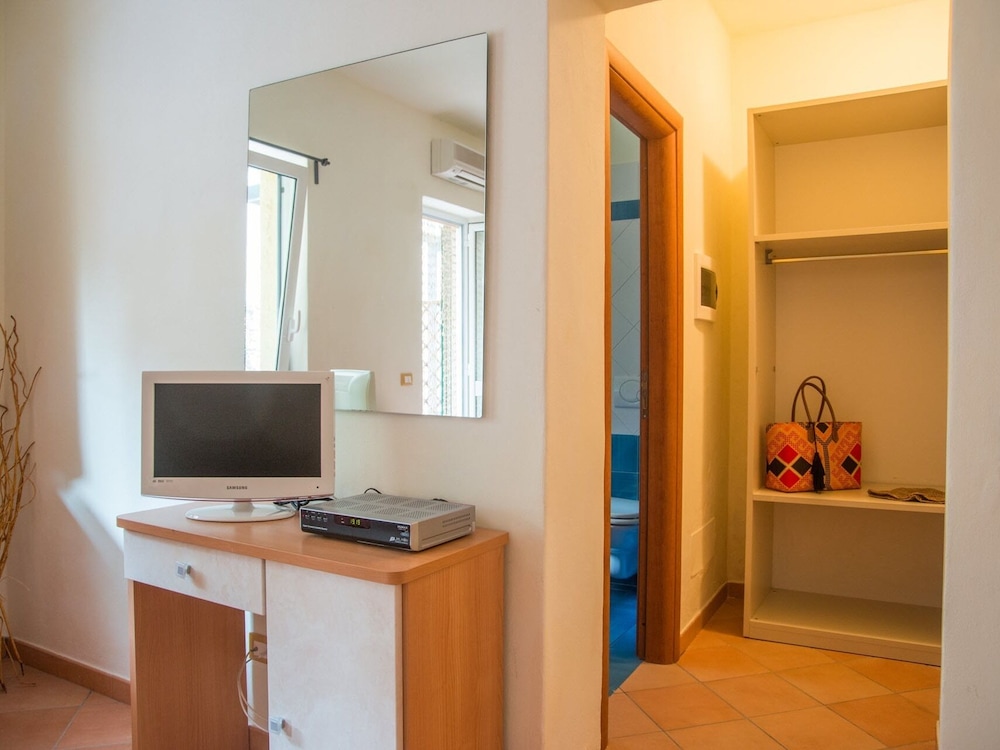 Superior Studio, Ensuite photo 3