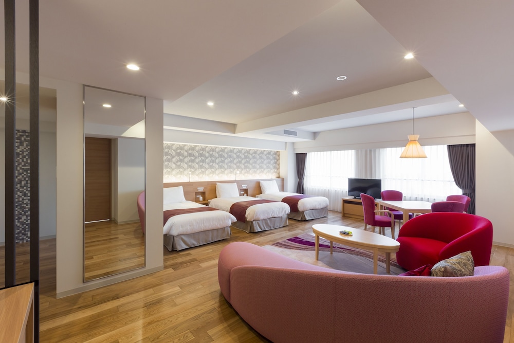 Triple Room (Heisei Modern) [Not for Single Use]
