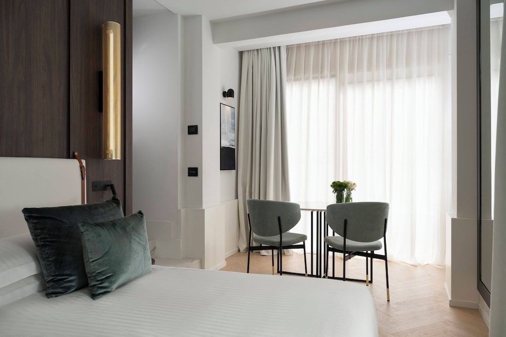 Junior Studio Suite, Annex Building (with private Jacuzzi) - Photo 10