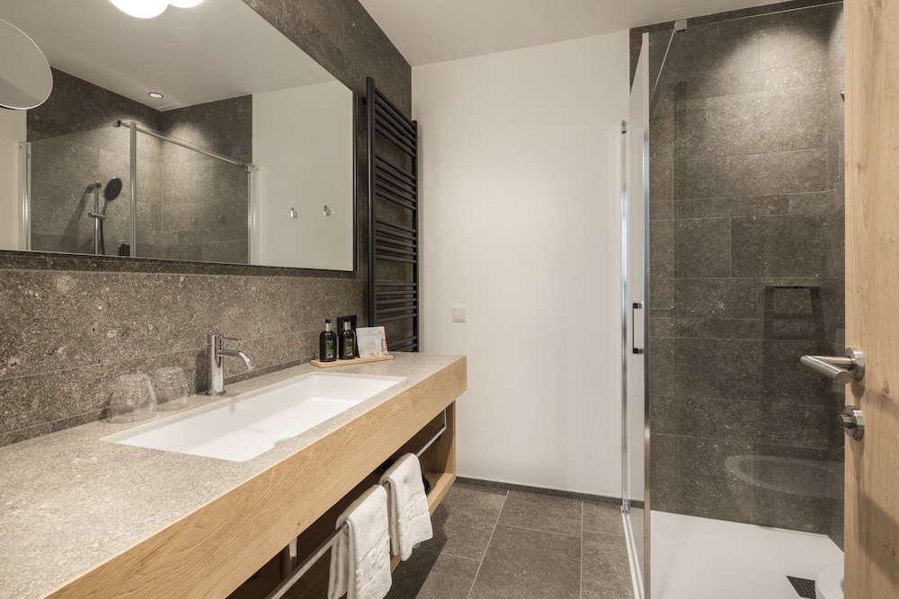 Family Studio, 2 Bedrooms, Non Smoking, Garden View photo 2