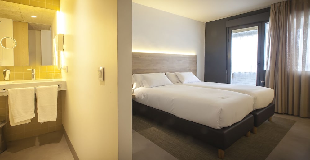Superior Double Room, Balcony
