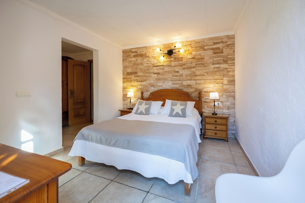 Standard Triple Room, Balcony