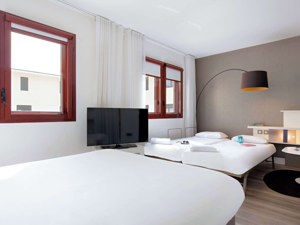 Executive Suite, 1 Double Bed with Sofa bed - Photo 4
