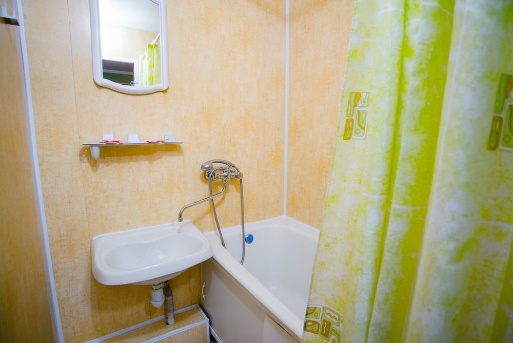 Standard Double or Twin Room photo 3