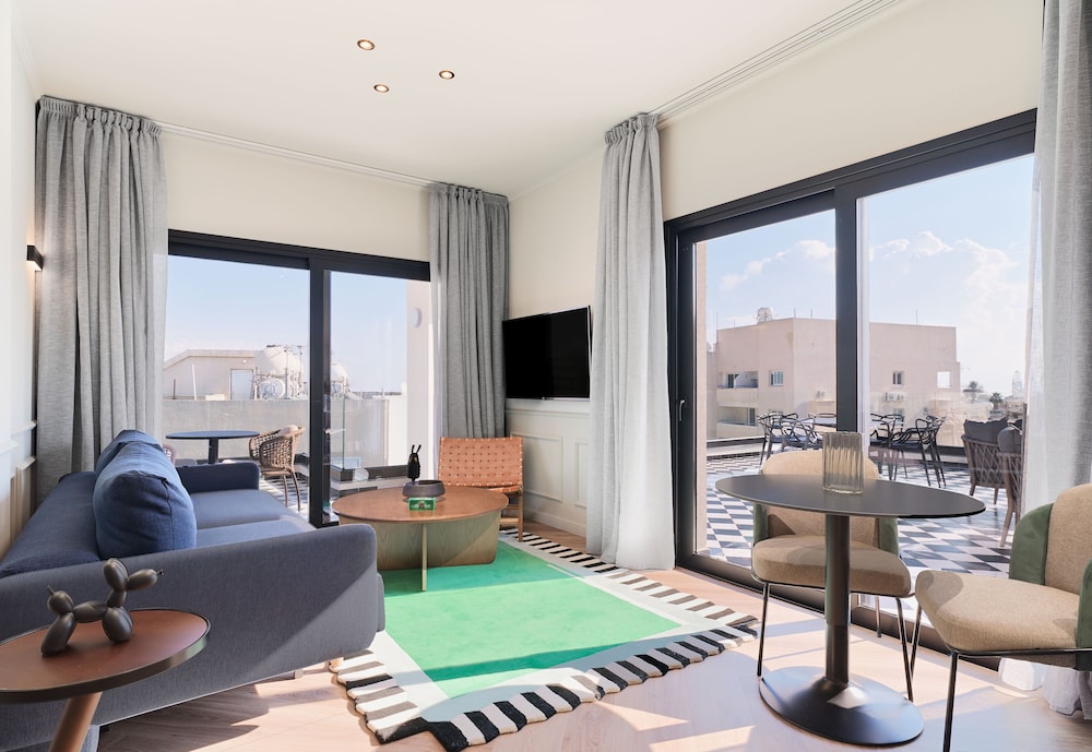 Panoramic Suite