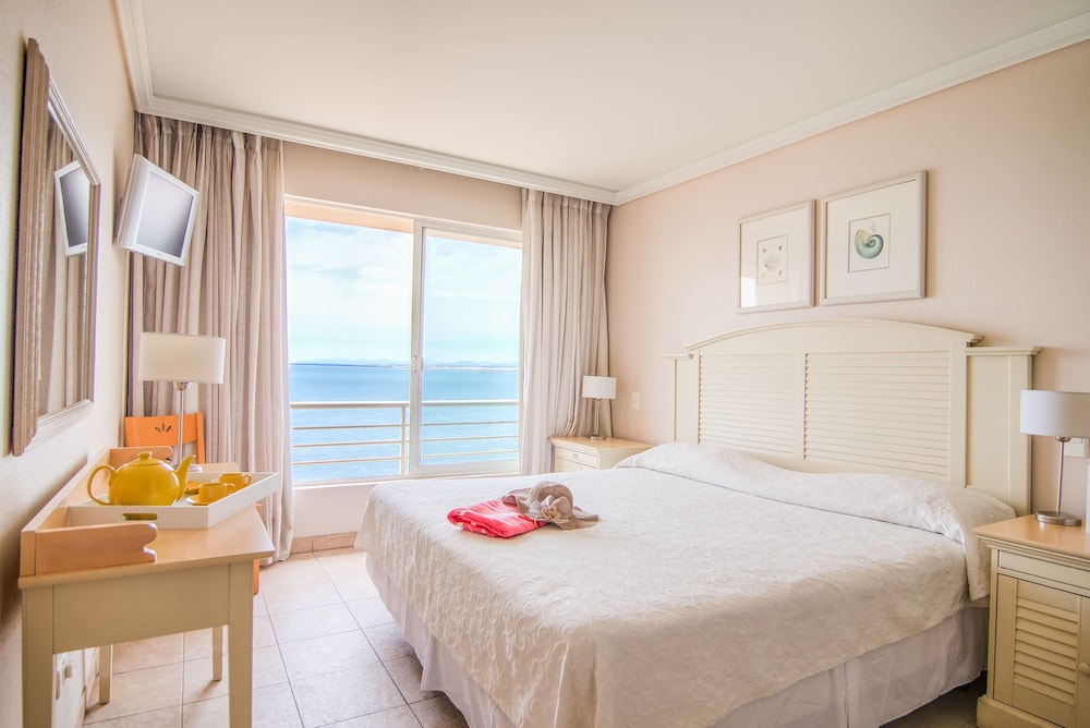 Standard Double Room, Ocean View photo 1