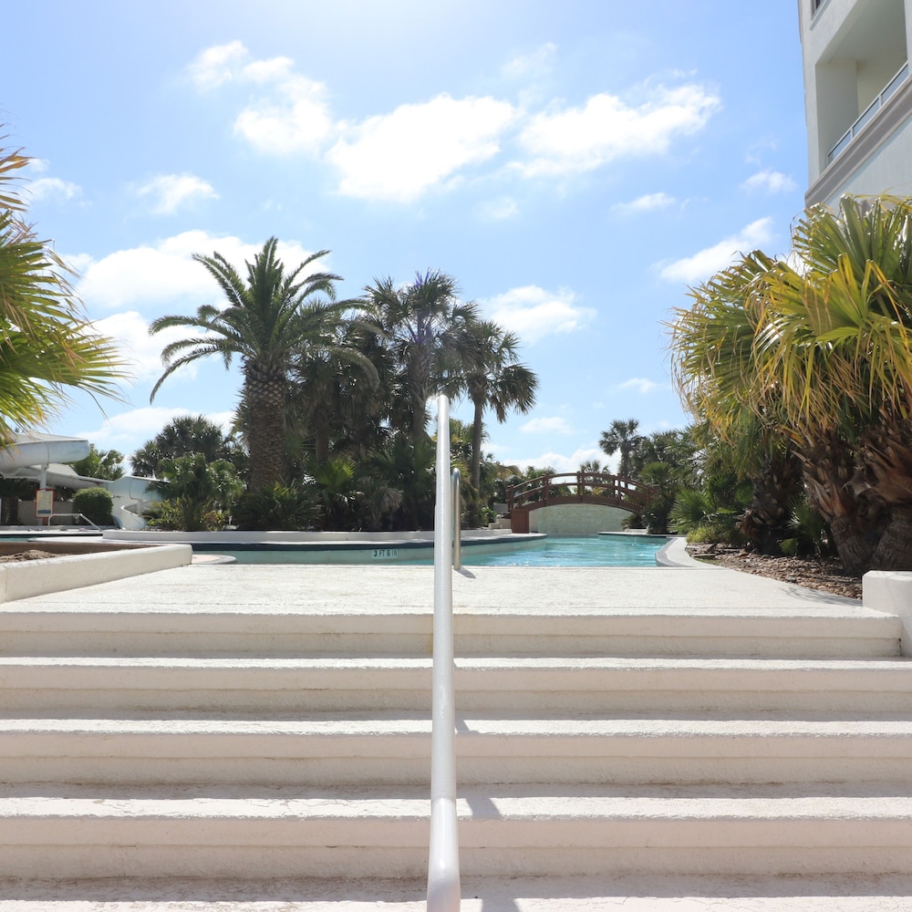 Have a Dream Vacation at High Tide, Billede 35
