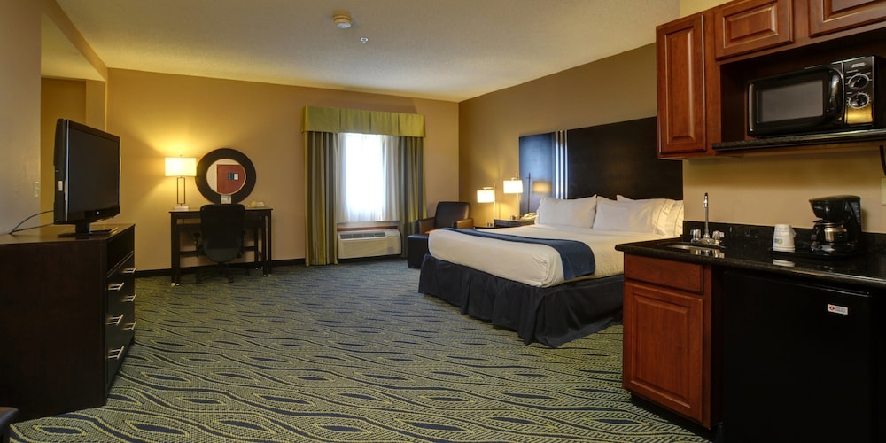 Suite, 1 King Bed, Jetted Tub (Additional Living Area)
