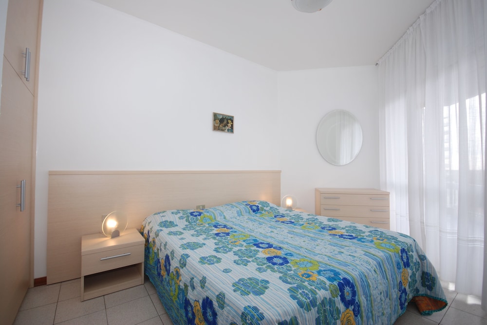 Apartment, 1 Bedroom (B-4)