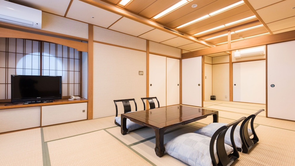 Suite Japanese-Western-Style-Room (Room952) - Indoor Bath - Non-Smoking - Photo 1