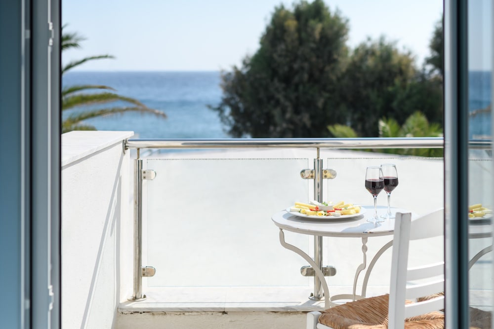 Classic Room, Sea View - Photo 12