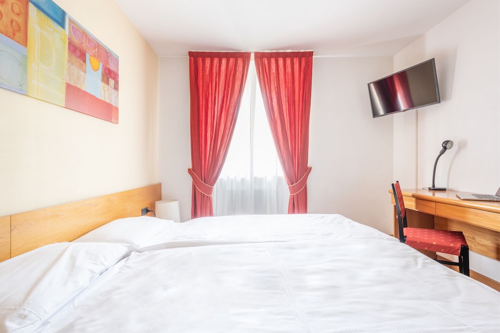 Classic Double Room photo 2