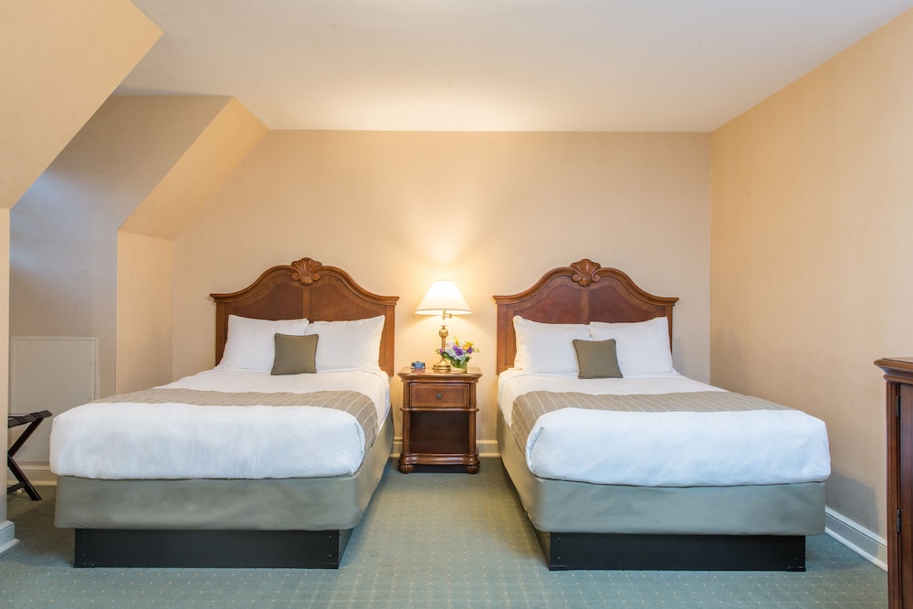 Classic Room, 2 Double Beds - Photo 1