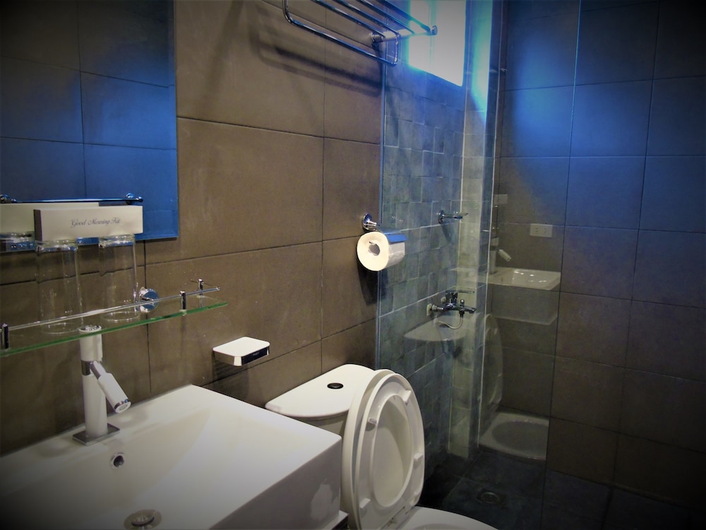 Superior Double Room, 1 Queen Bed, Pool Access, Poolside photo 2