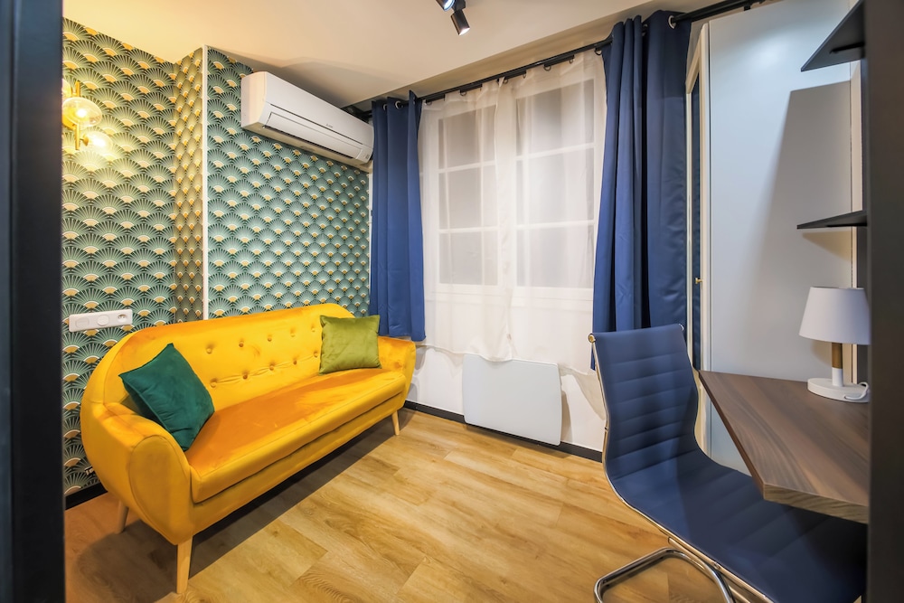 Apartment photo 3