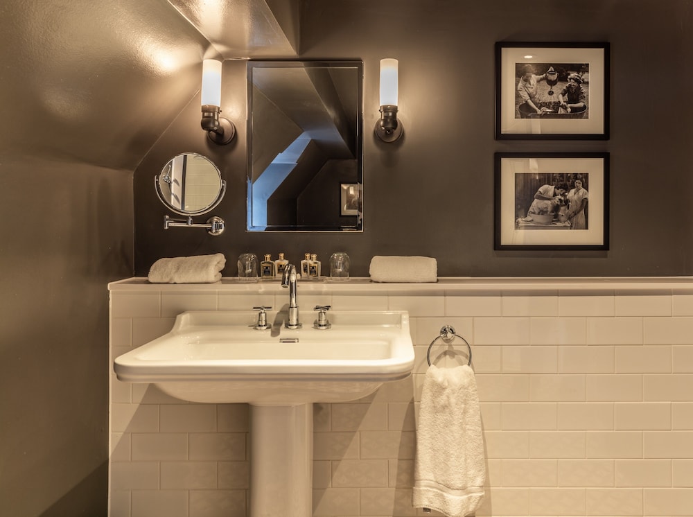 Suite (Cottage Duplex) - Photo 7