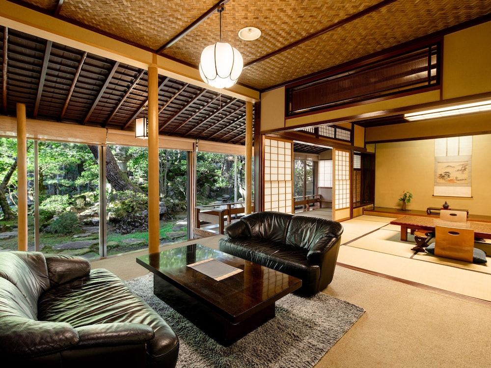 With Half open-airbath Japanese,western room Chouganoma non smoking photo 2