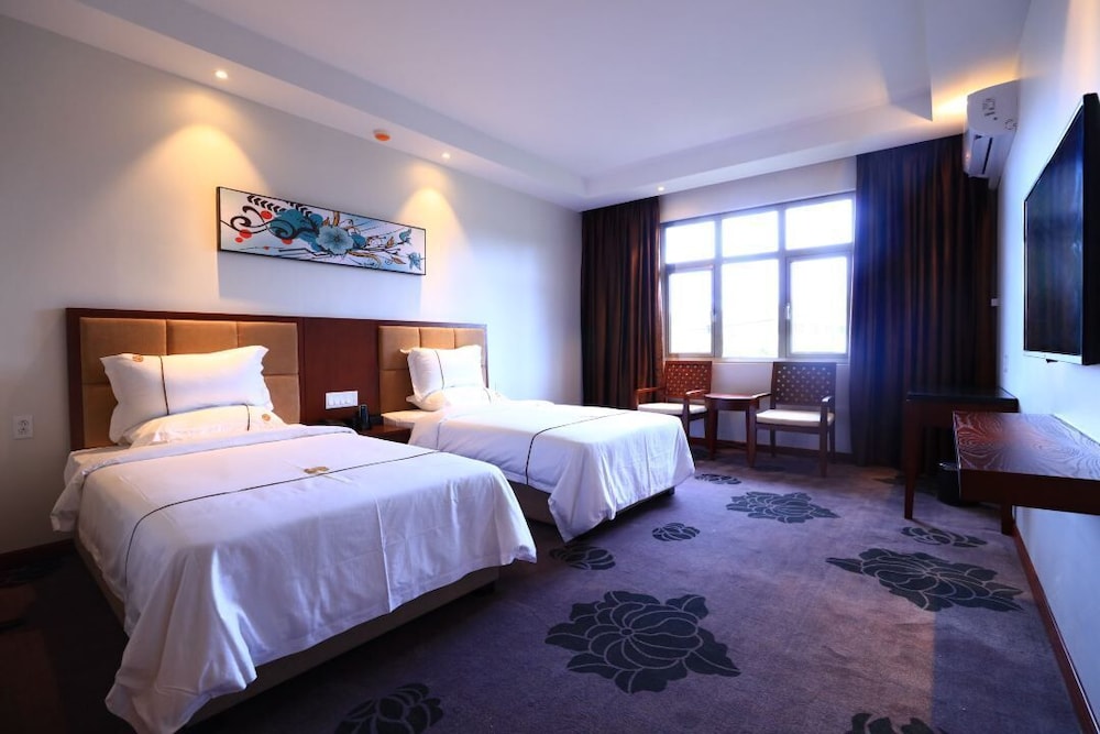 Standard Twin Room, Non Smoking, Garden View photo 2