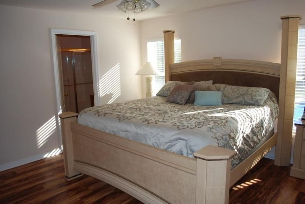 Family House, 4 Bedrooms