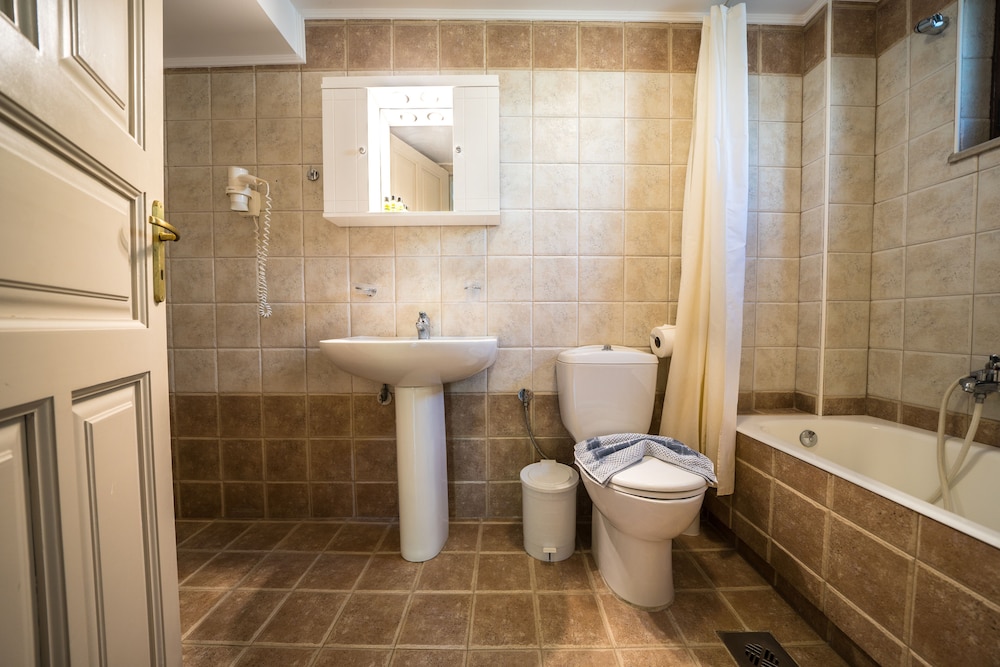 Junior Bungalow Suite - Split Level thumbnail 6