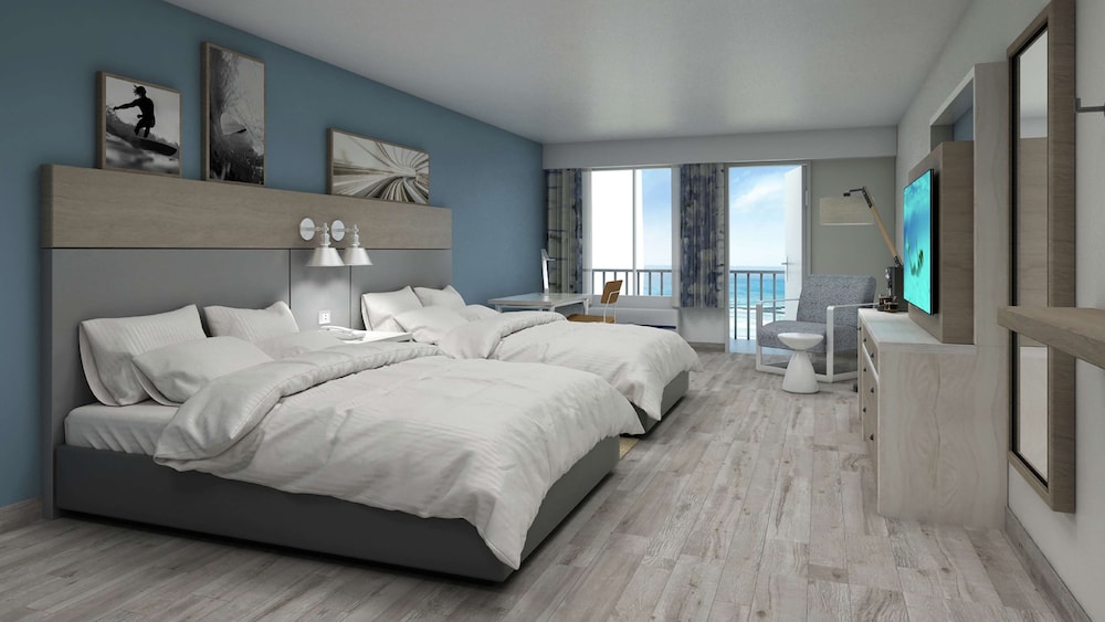 Room, 2 Queen Beds, Accessible (Roll-In Shower Starfish) photo 1