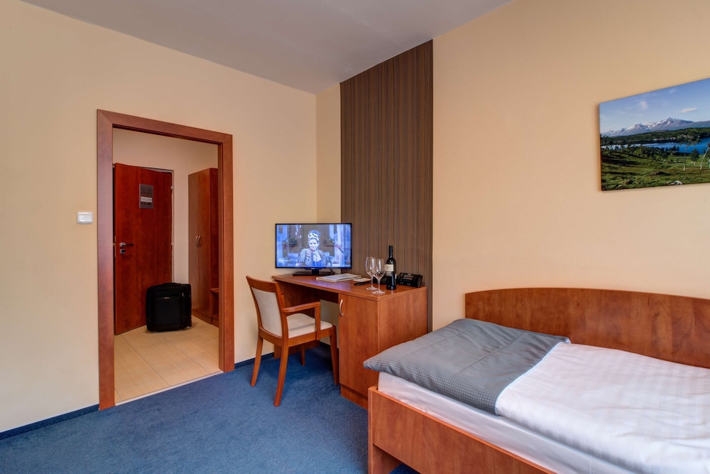 Business Room, 2 Twin Beds - Photo 4