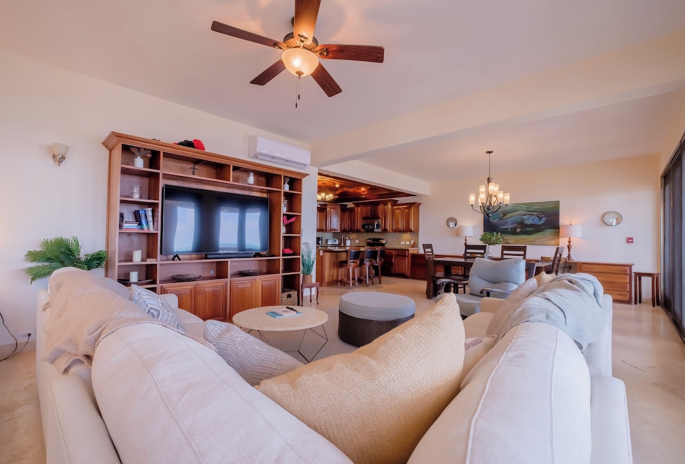 Family Condo, 3 Bedrooms, Sea View