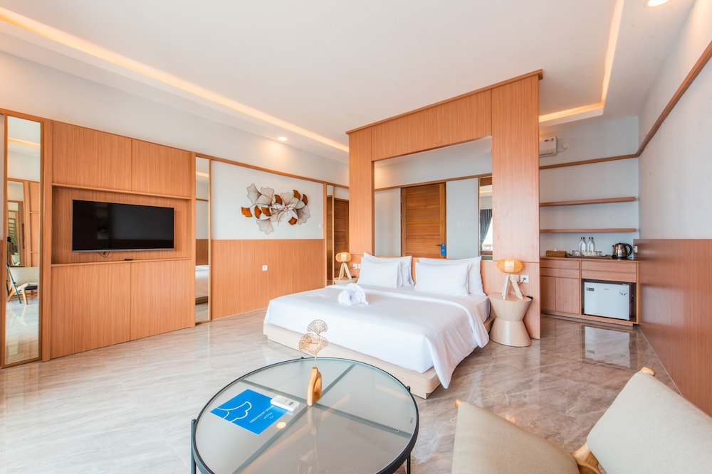 Ocean Suite Room - Photo 5