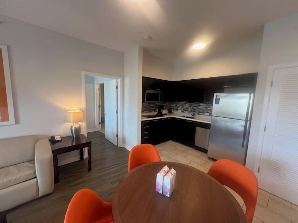 One Bedroom Suite, Accessible photo 3