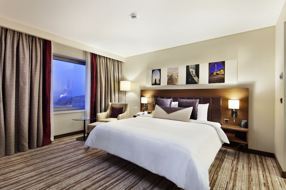 Family Room, 1 King Bed (Connecting Rooms)