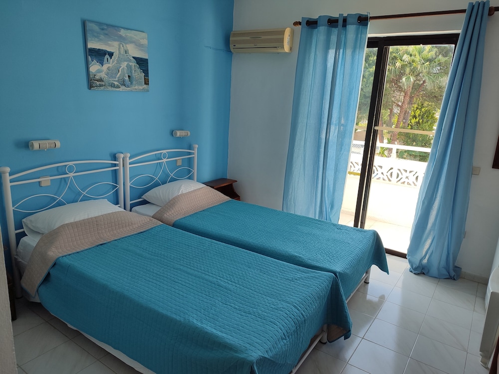 Standard Double or Twin Room (Double)