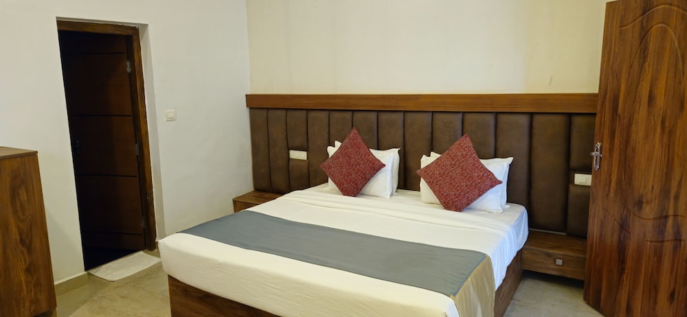 Luxury Villa photo 2