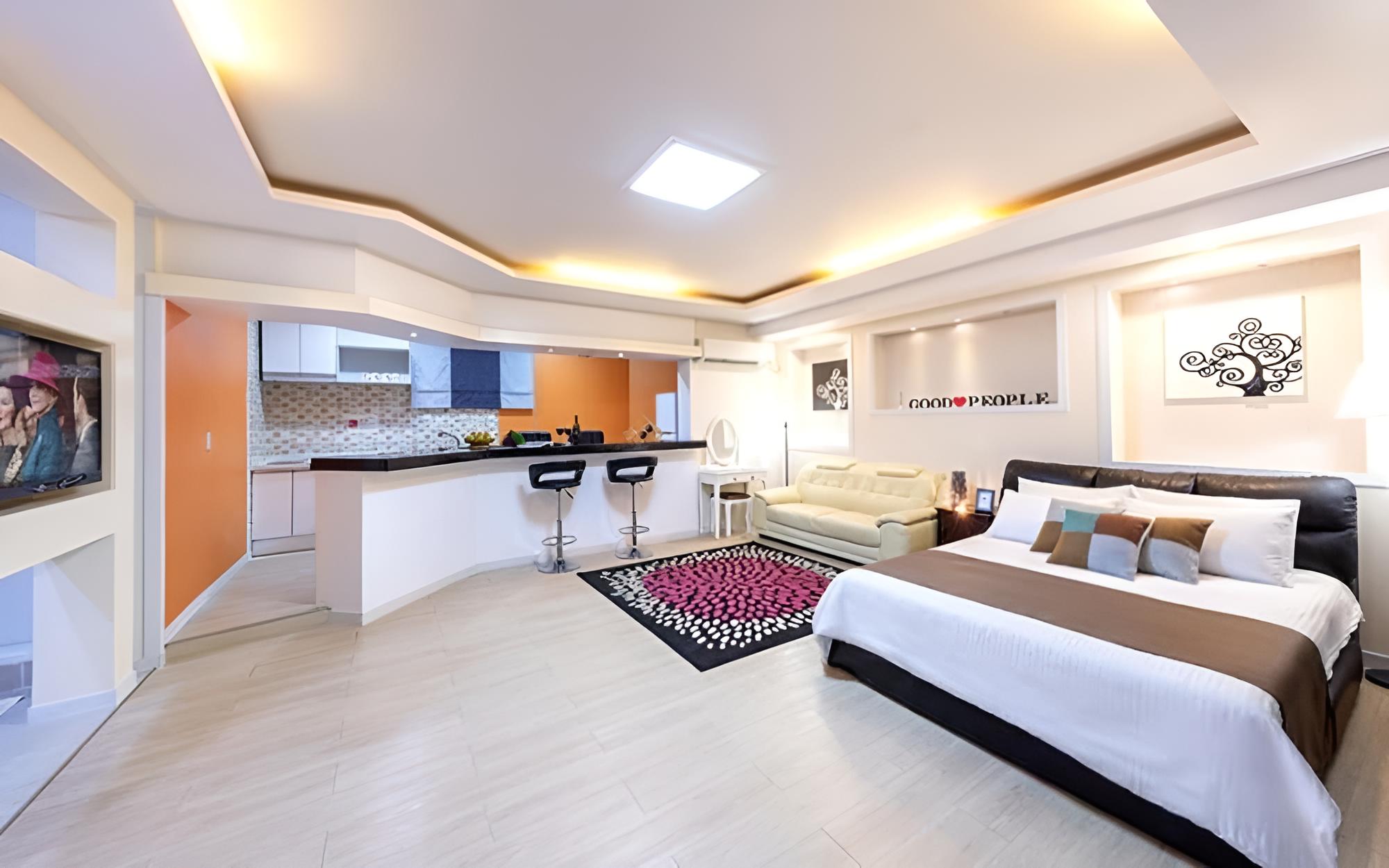 Room (203 Spinel (Spa Individual Outdoor Ba)