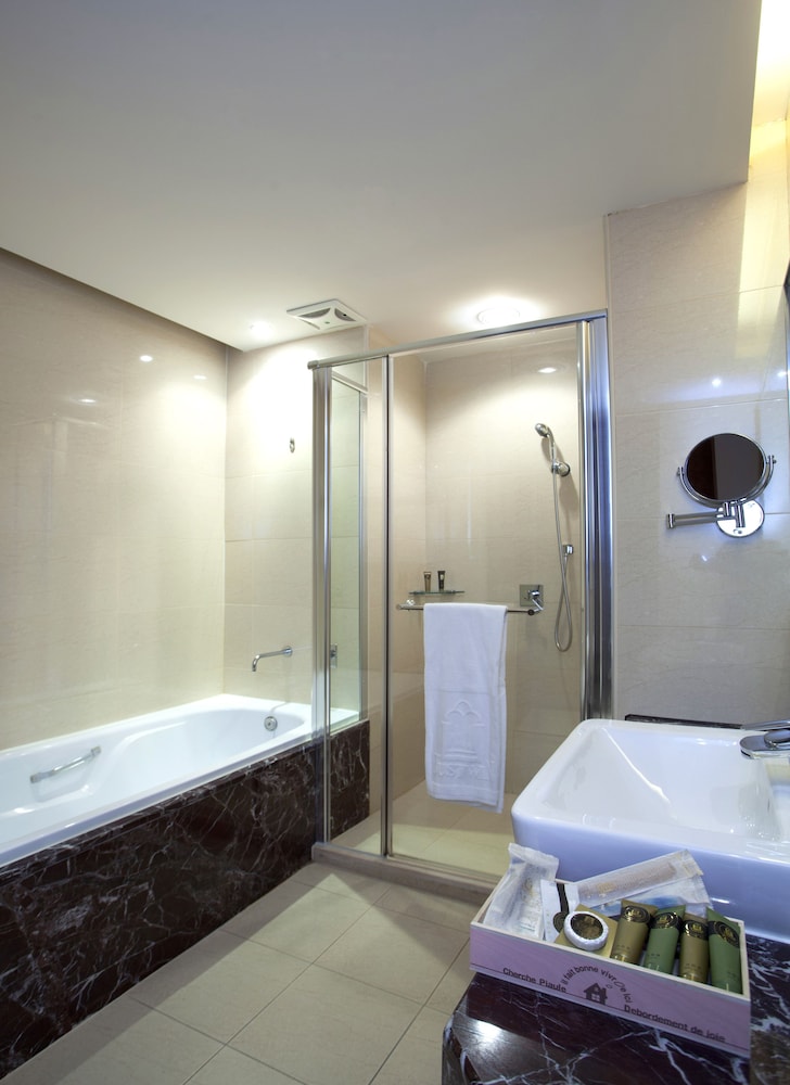 Business Twin Room photo 3