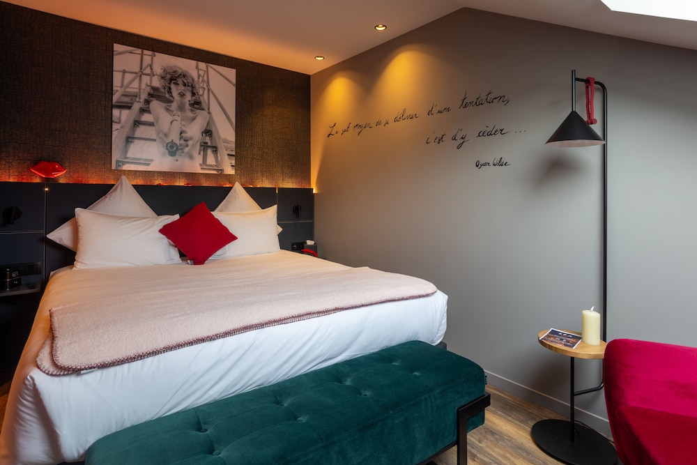 Love Room photo 3