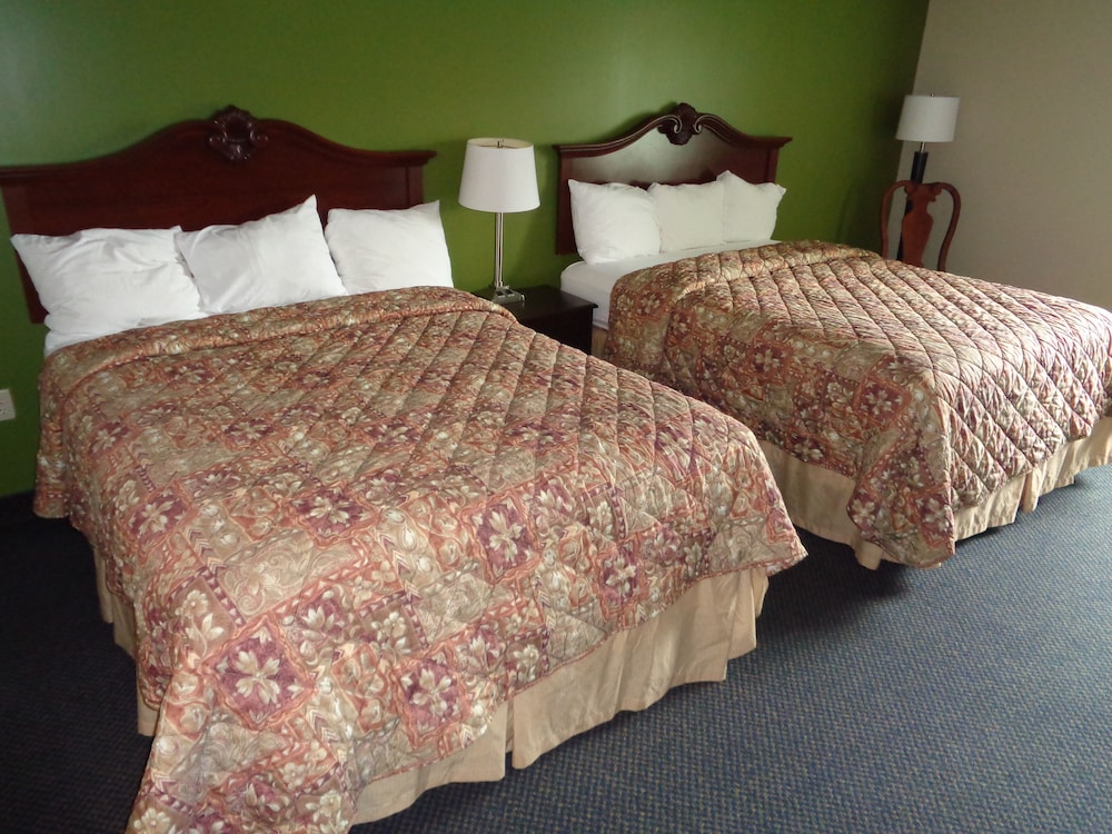 Deluxe Room, 2 Queen Beds photo 1