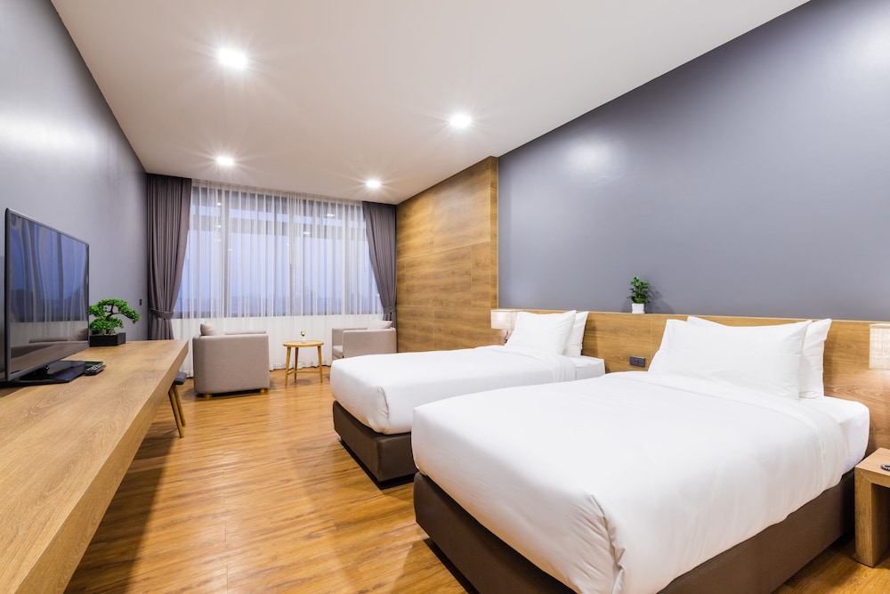 Premier Twin Room - Photo 1