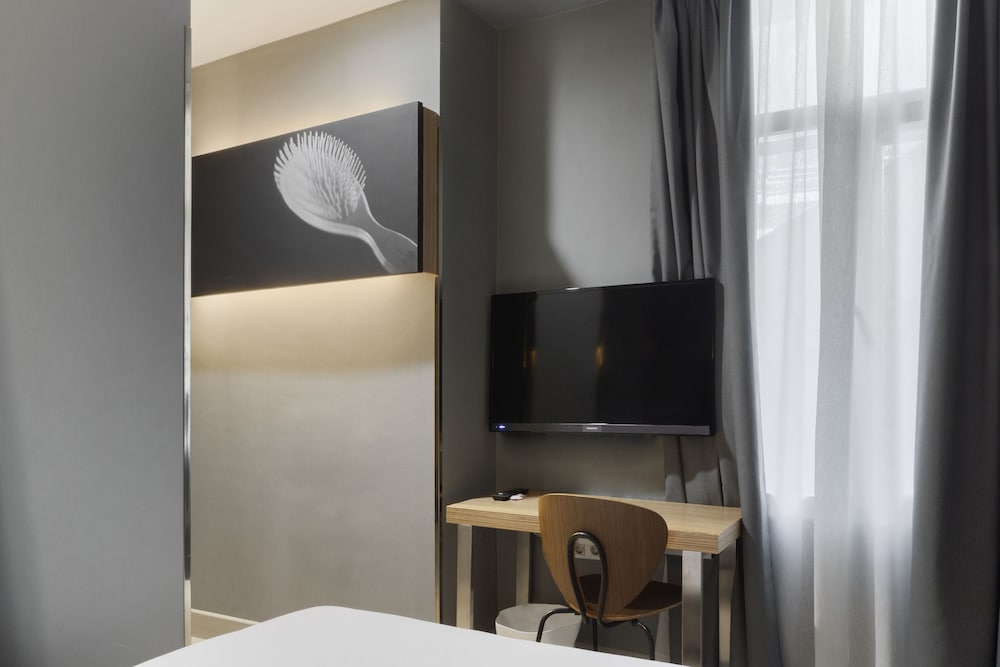 Basic Double Room