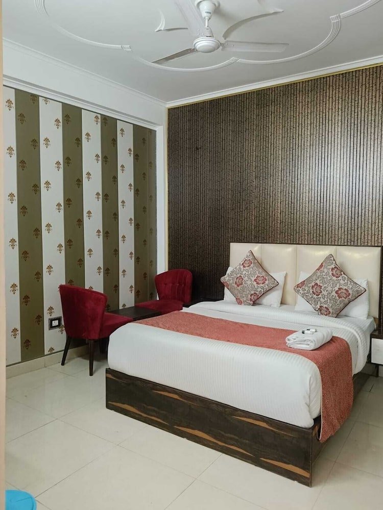 Standard Single Room, 1 Queen Bed photo 1
