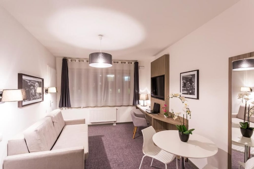 Apartment, Non Smoking thumbnail 5