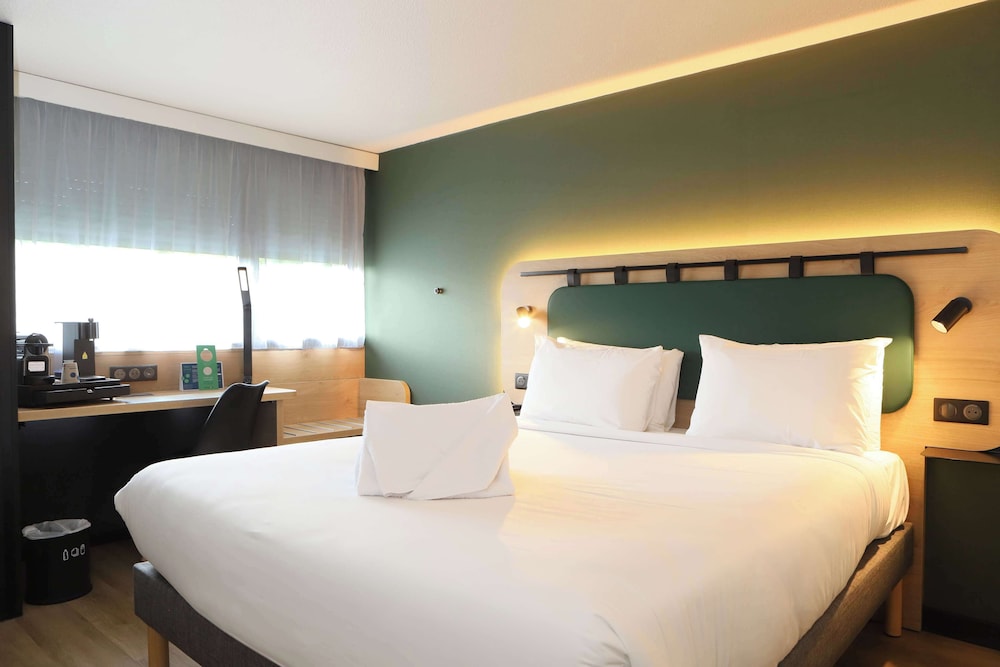 Superior Room, Multiple Beds - Photo 1