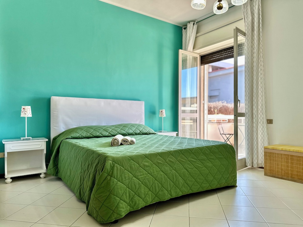 Deluxe Double Room, Balcony, City View