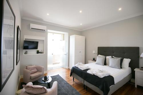 One-Bedroom Suite - Photo 28