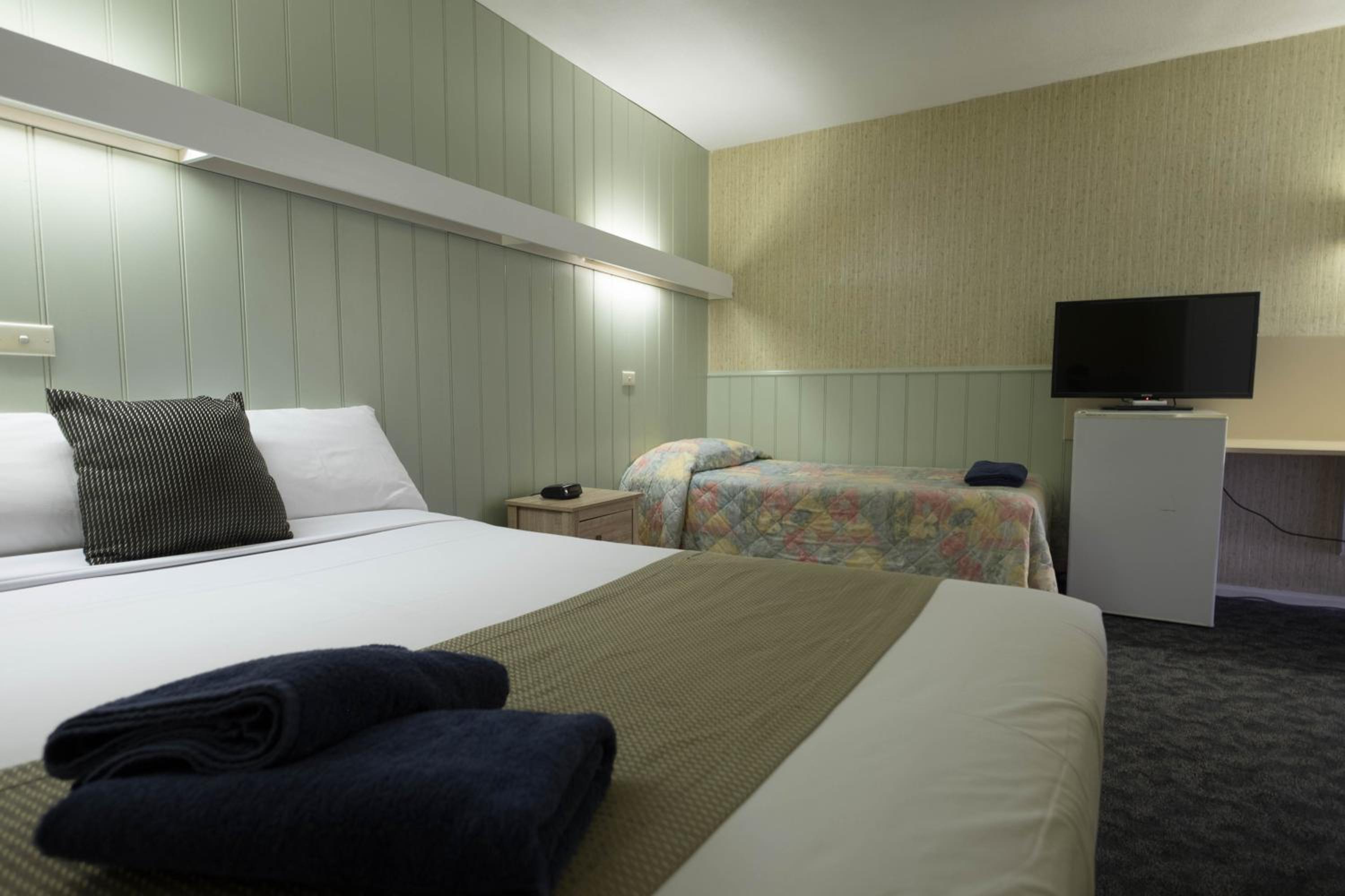 Double or Twin Room photo 2