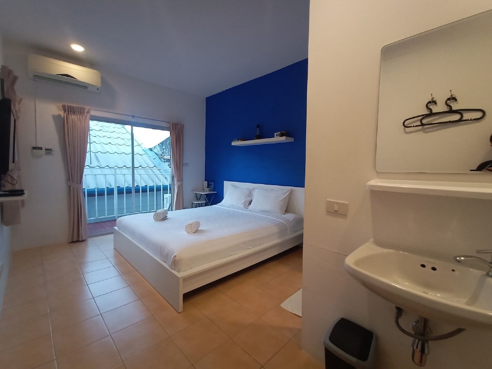 Standard Double Room - Photo 4