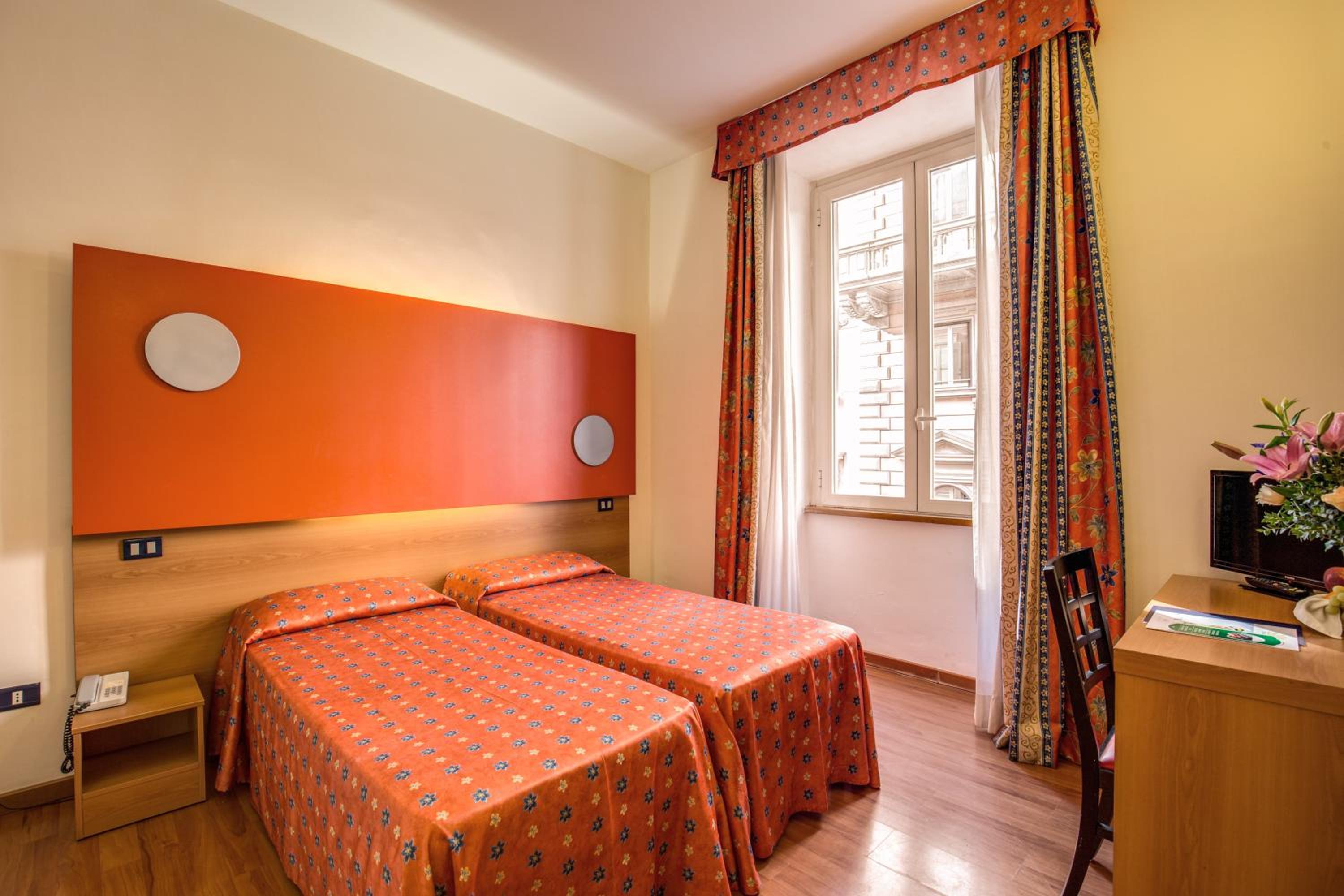 Double or Twin Room with Shower photo 3