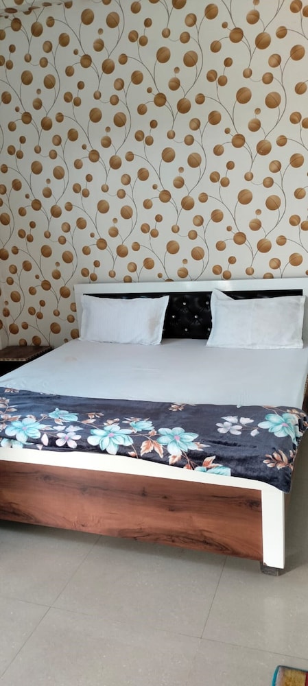 Deluxe Double Room, City View