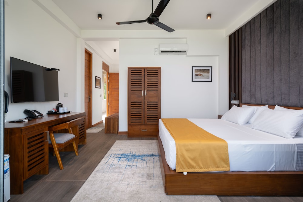Deluxe Double Room photo 2